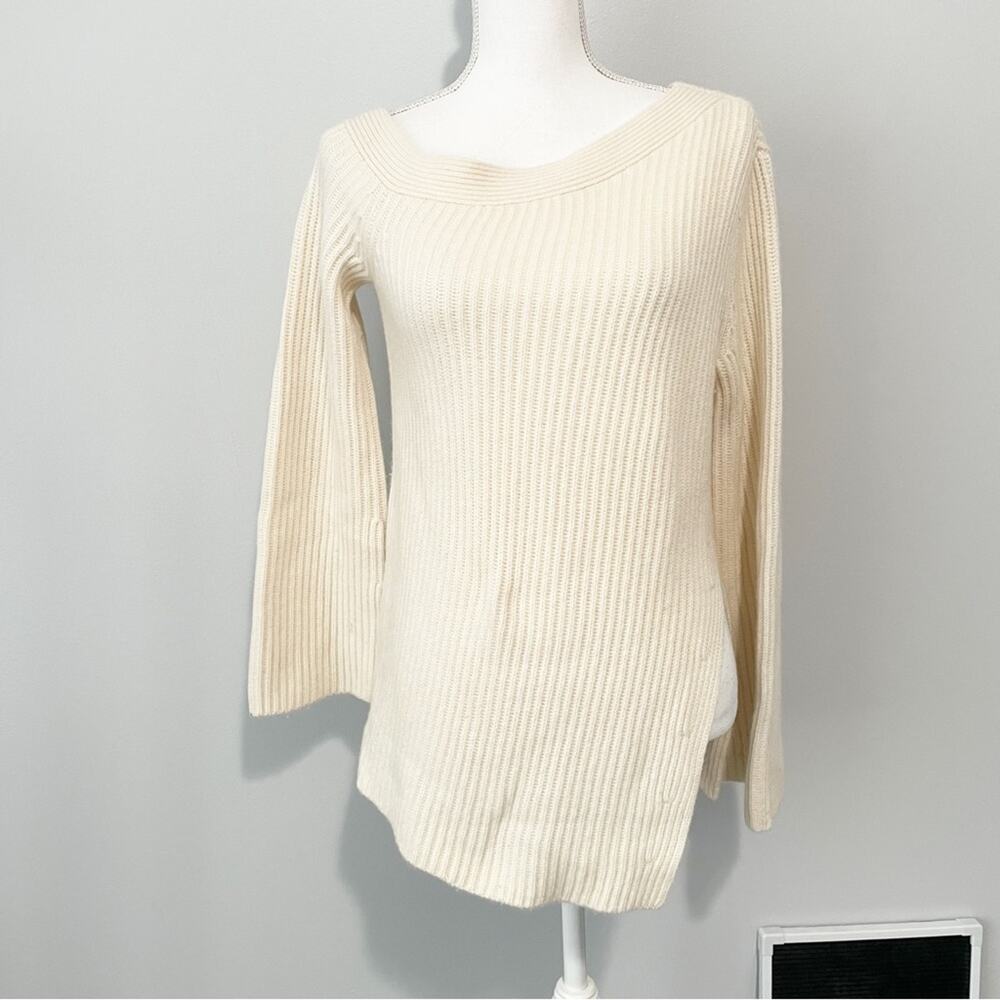 Club Monaco cashmere ivory sweater asymmetrical flared sleeve size medium